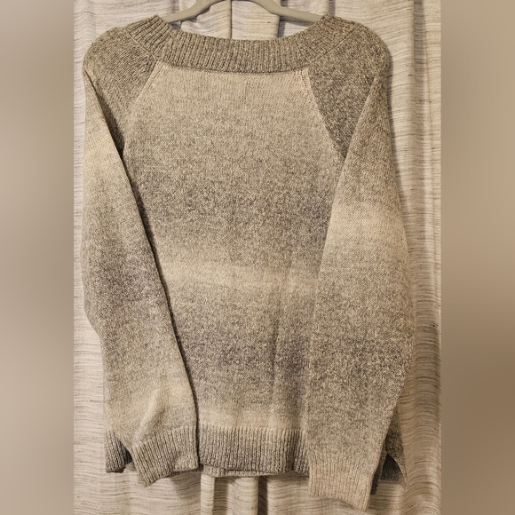 Womens knitted sweater - Picture 9 of 9